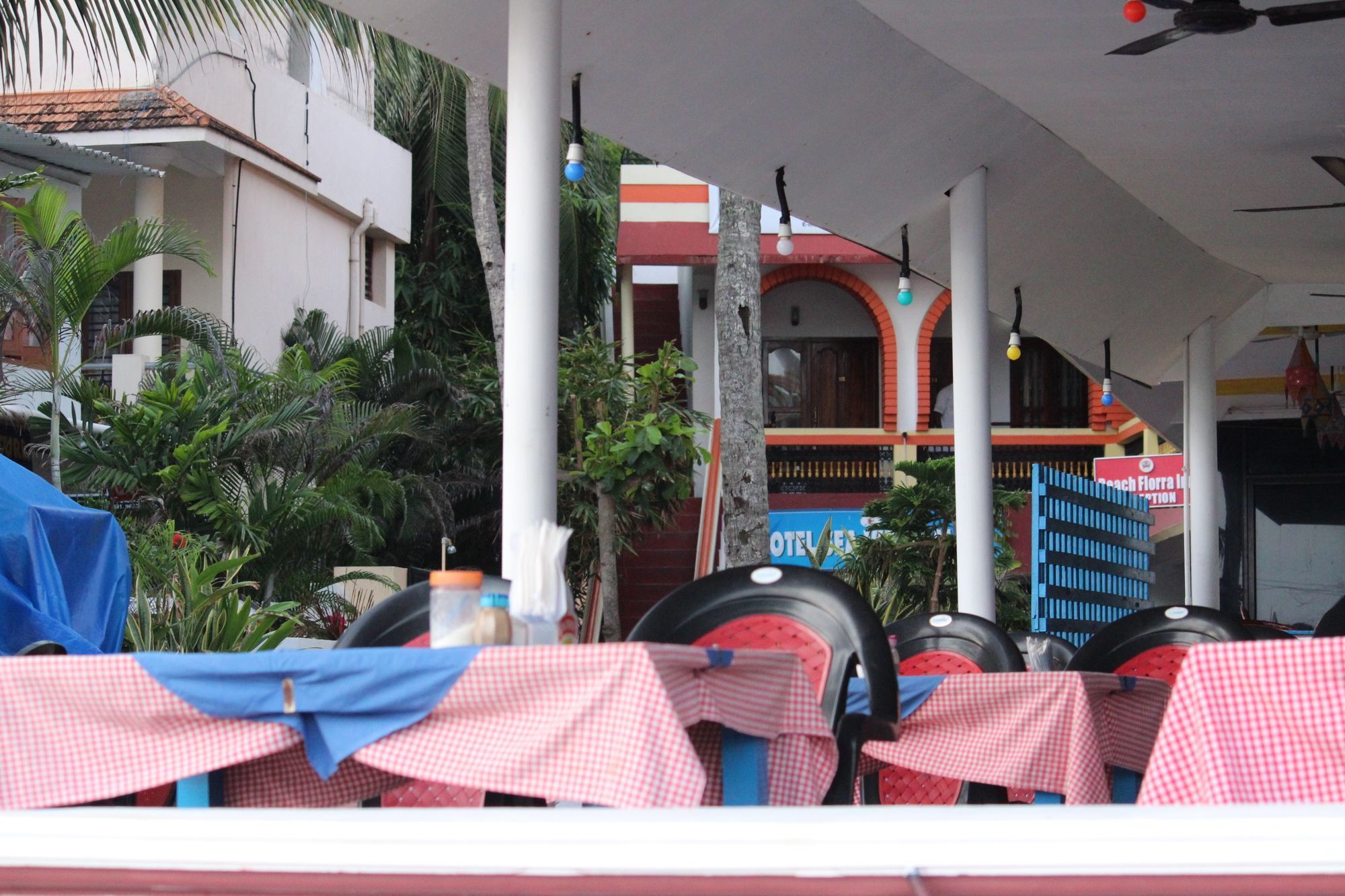 Hotel Sea View Palace - The Beach Hotel, Kovalam Buitenkant foto