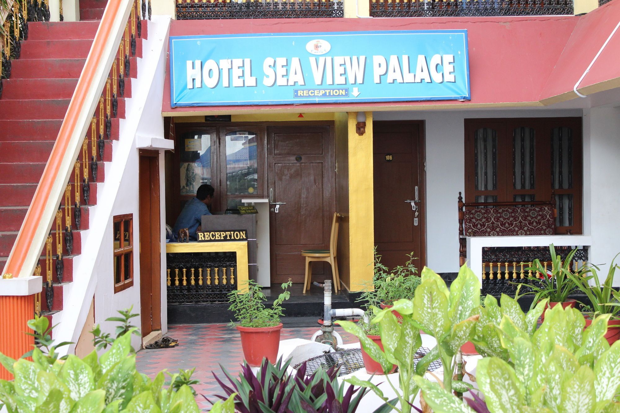 Hotel Sea View Palace - The Beach Hotel, Kovalam Buitenkant foto